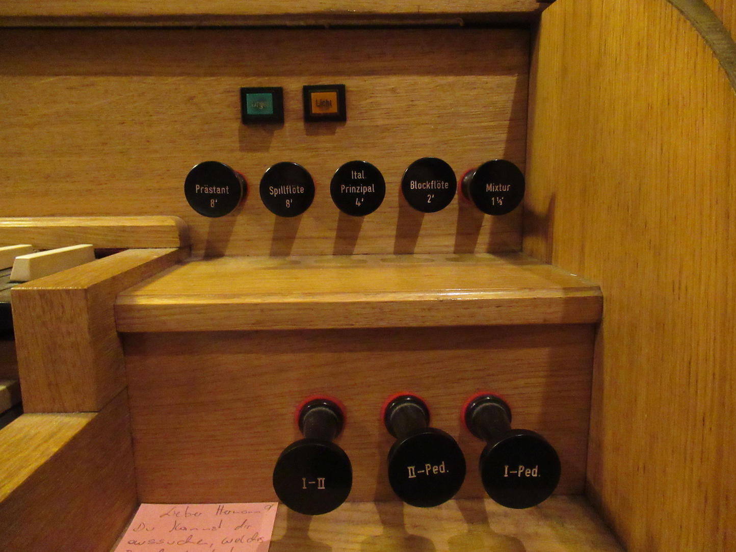 Registerzüge rechts