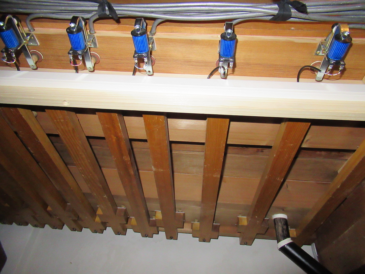 Unterseite Windlade Pedalwerk