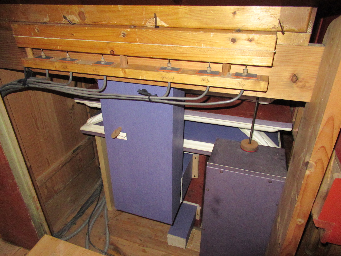 Balg, Drossel von Fa. Mertel und Registerschaltungen