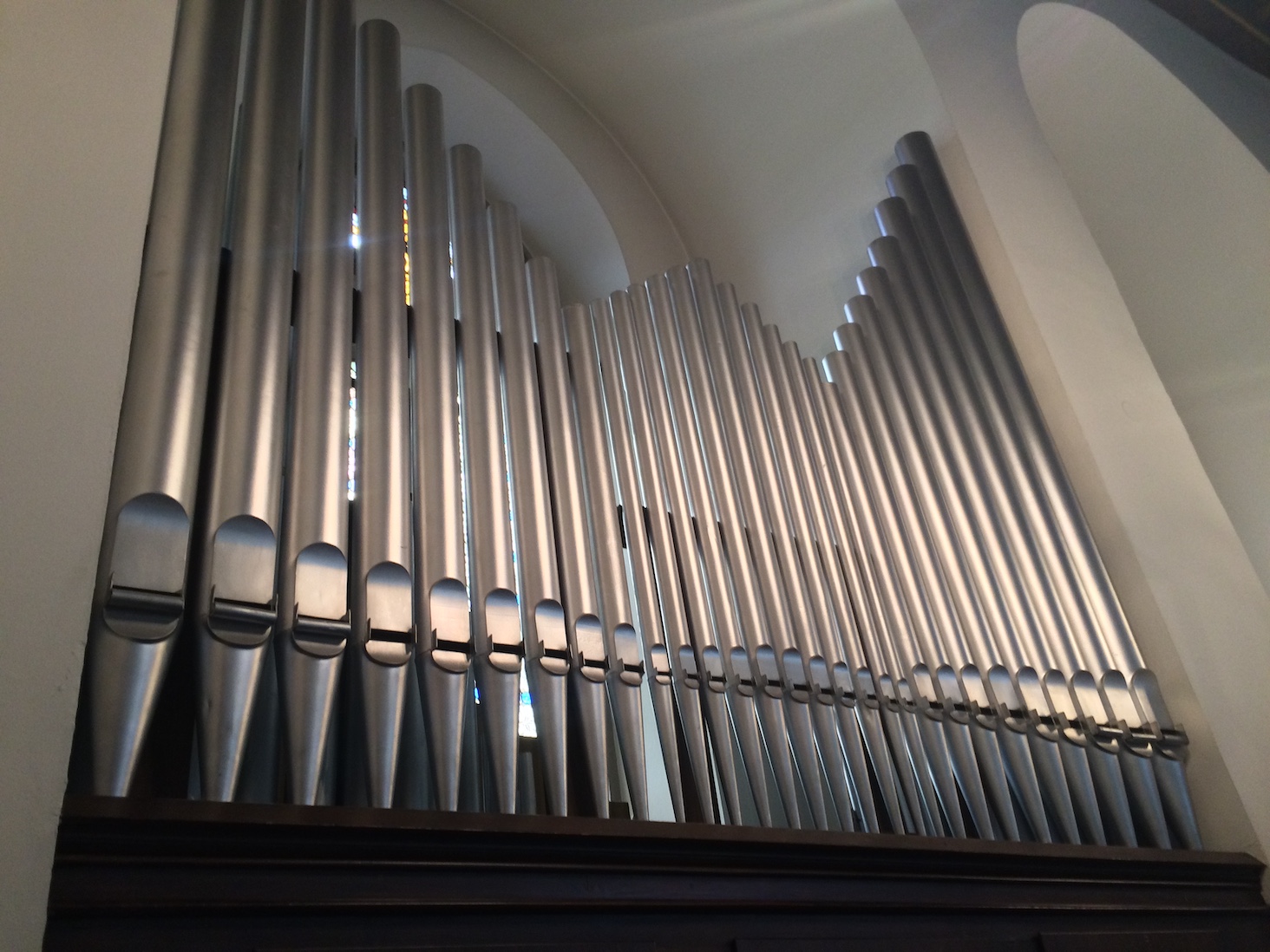 Prospekt vor Pedalwerk und 2. Manual