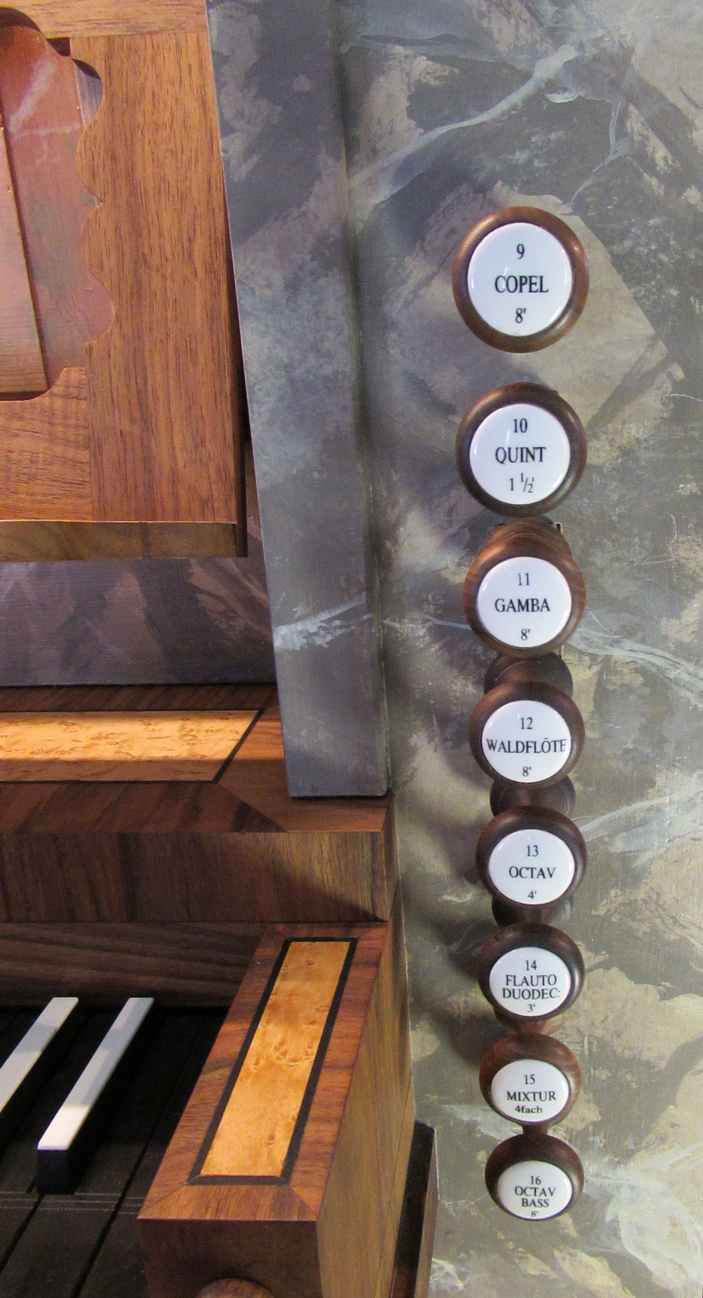 Registerzüge rechts