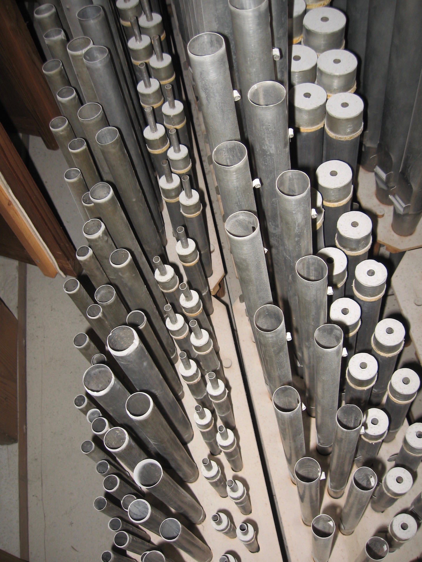 Detail Pfeifenwerk 2. Manual, Flagiolet 2' als Rohrflöte gebaut