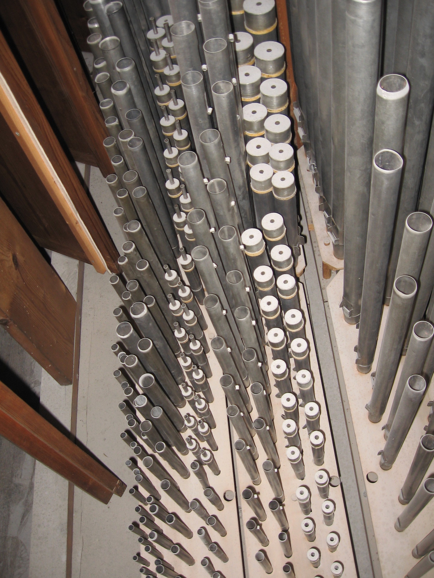 Pfeifenwerk 2. Manual, links das Progressioh