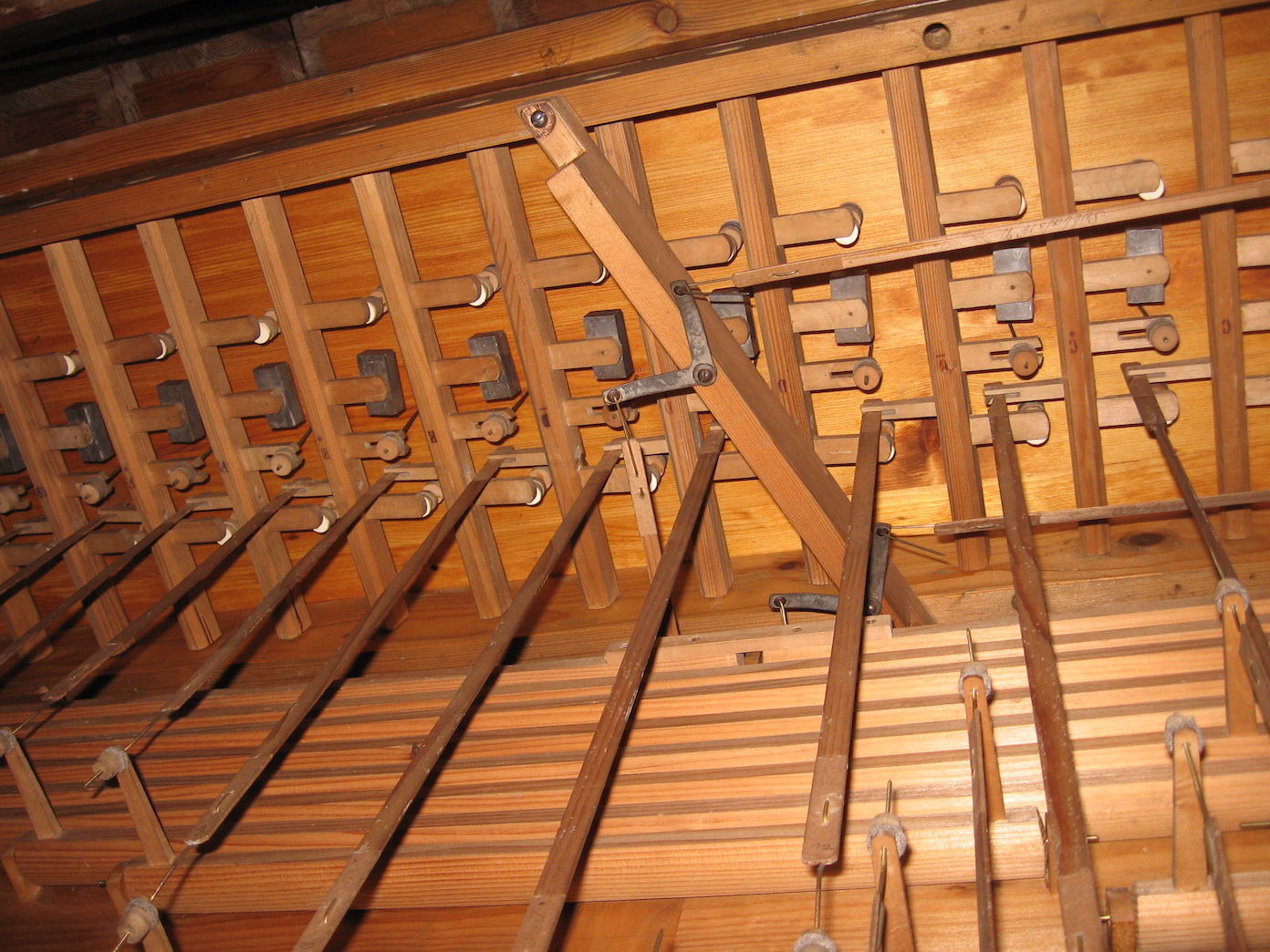 Windladenunterseite Pedalwerk