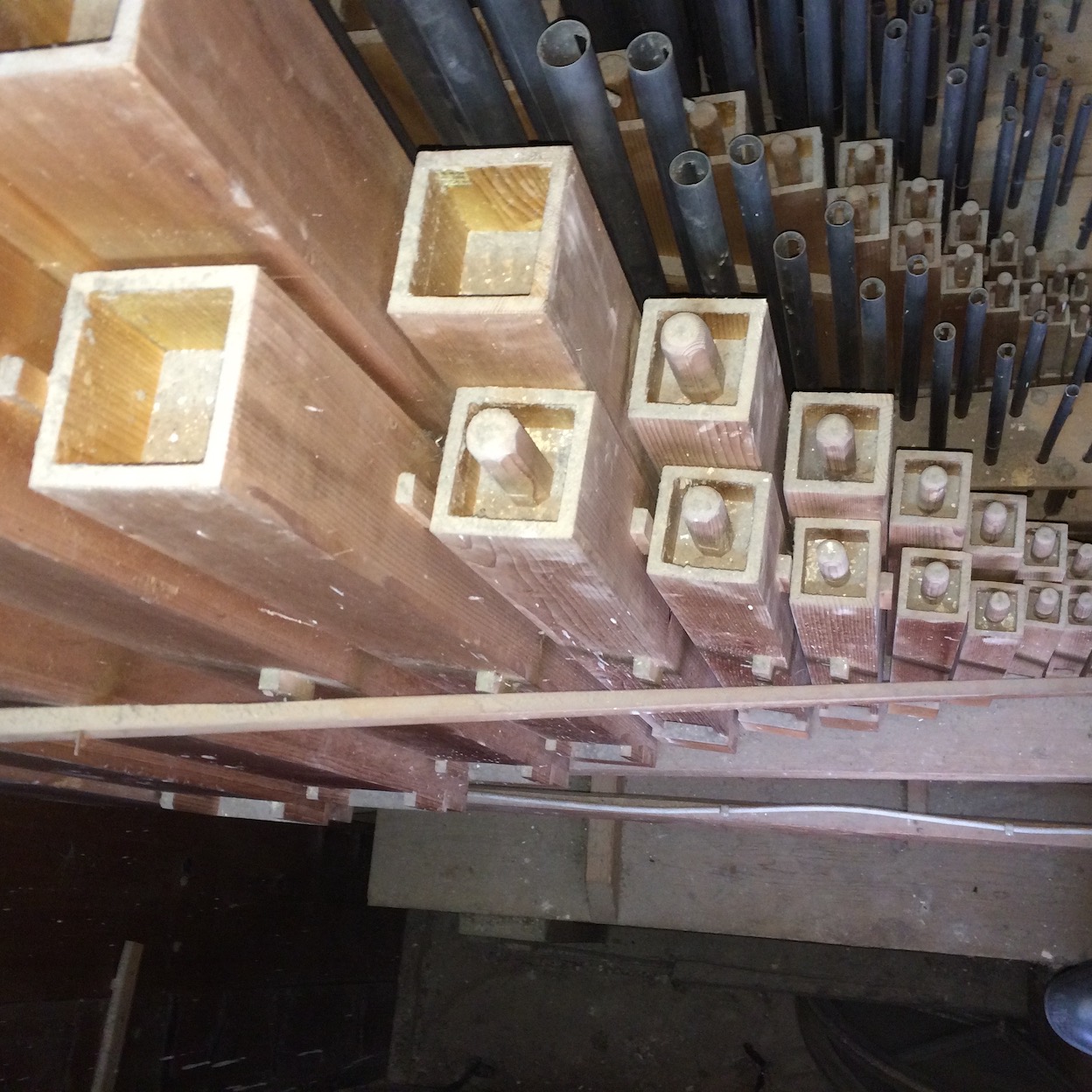 Pfeifenwerk mit 16' Pfeifenwerk mit 16'