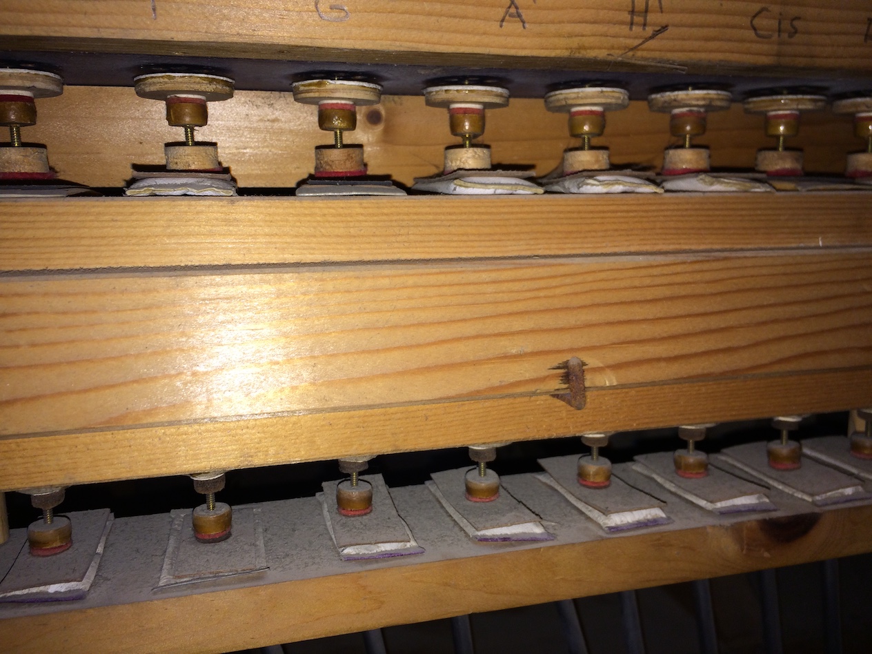 Pneumatisches Trakturrelais Pneumatisches Trakturrelais