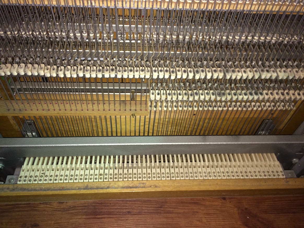 Traktur aus Aluminium und PVC Traktur aus Aluminium und PVC