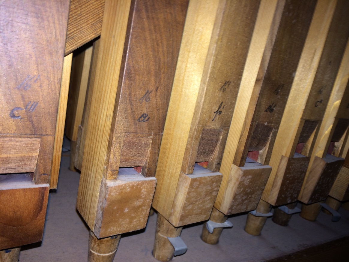 16' im Hauptwerk 16' im Hauptwerk