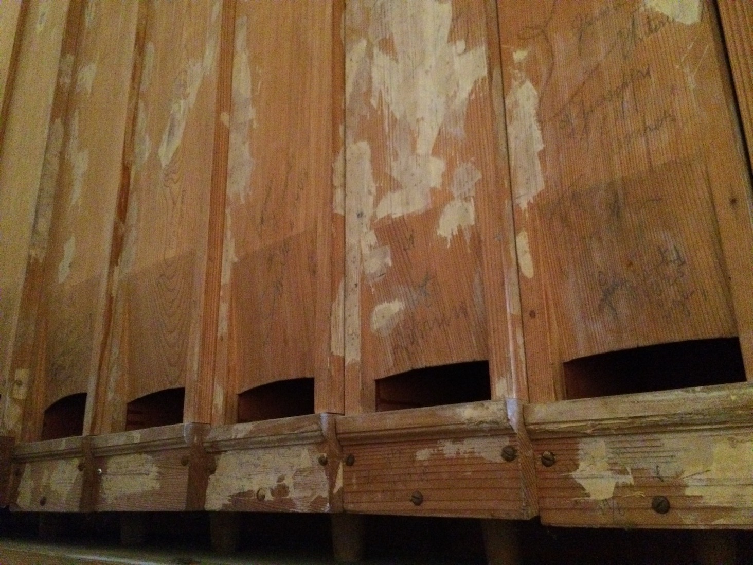 Subbass 16' mit Kitt bearbeitet